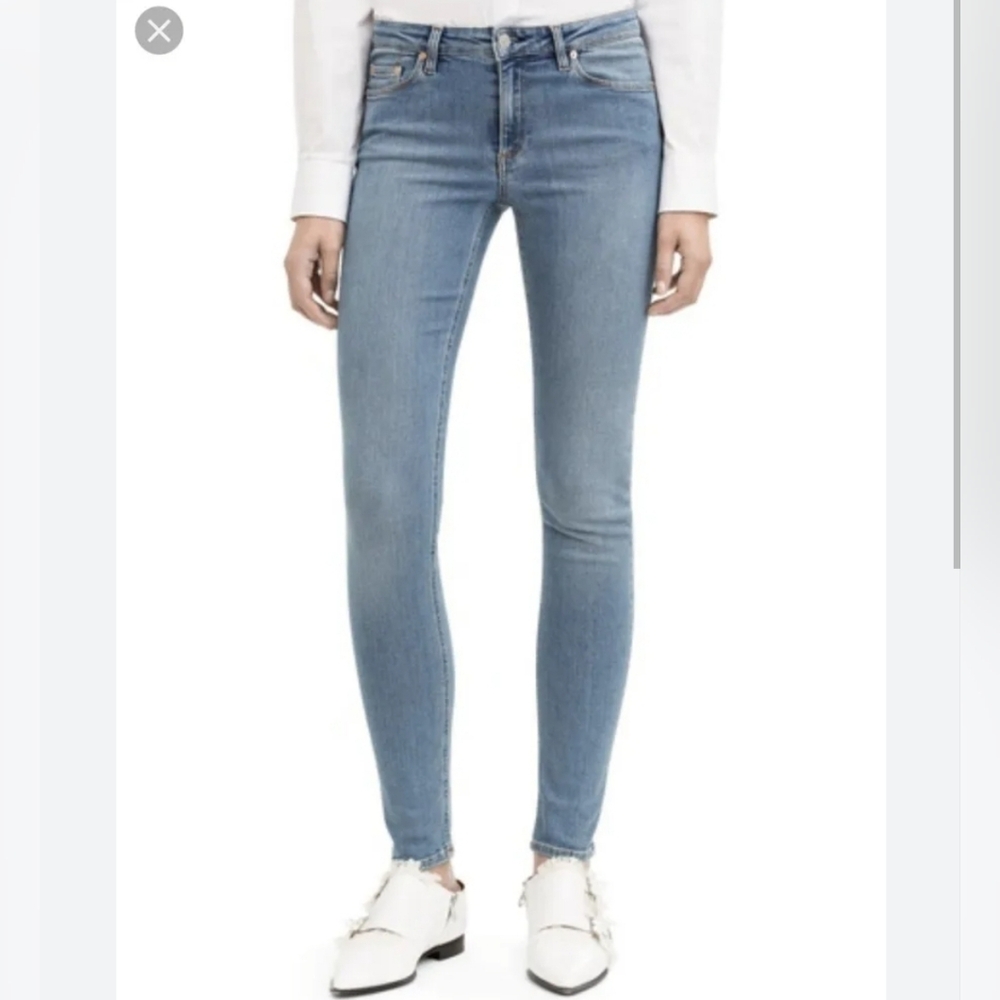 Acne Studio's Skin 5 Mid Vintage Skinny Jeans (26/32)